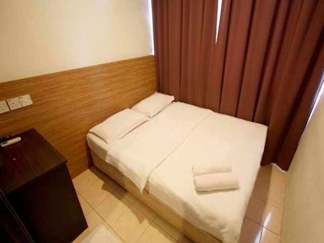 プレイス 2 ステイ - エアポート