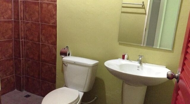 モ ノ オン プレイス