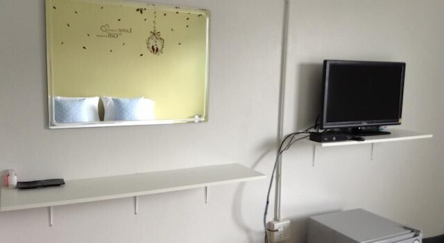 モ ノ オン プレイス