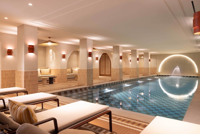 ホテル グラン クール ラタン