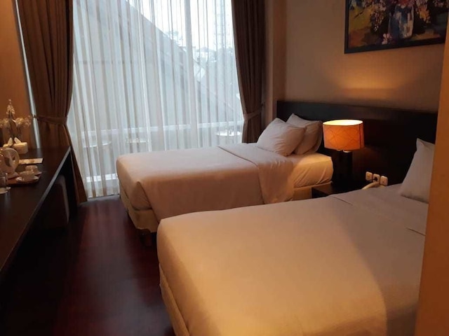 オアシス シリワンギ スポート ホテル