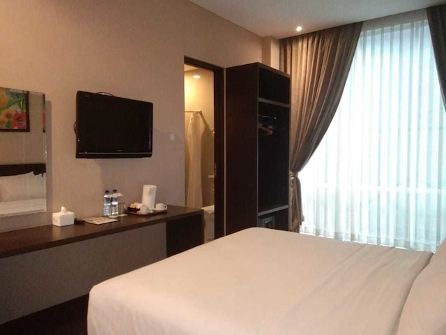 オアシス シリワンギ スポート ホテル