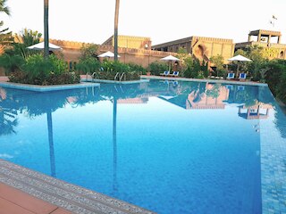 フェイマス ホテル バガン