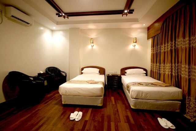 フェイマス ホテル バガン