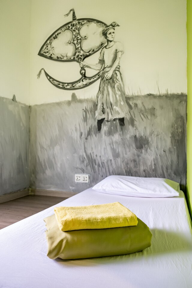 ポッズ ザ バックパッカーズ ホーム & カフェ