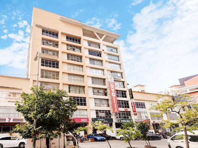 OYO 157 ノルブ ホテル