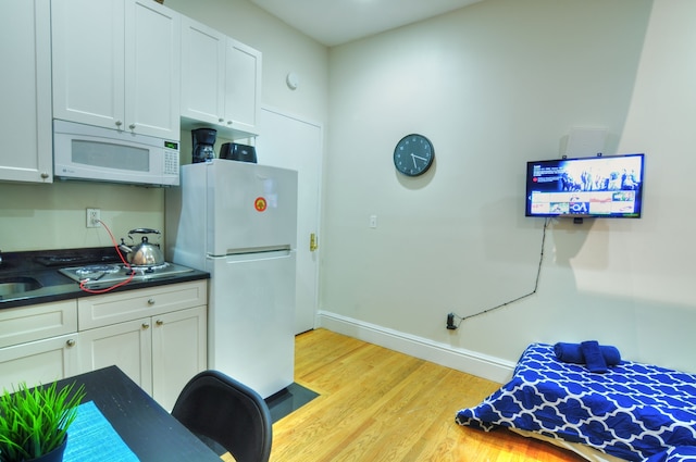 ハロー アパートメンツ NYC