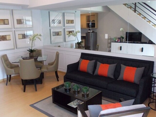 アバント サービスド スイーツ