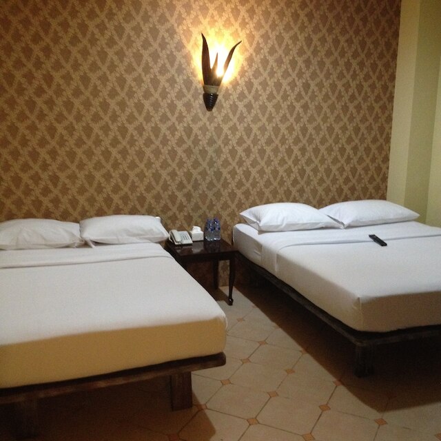 ツインズ ホテル マンガドゥア