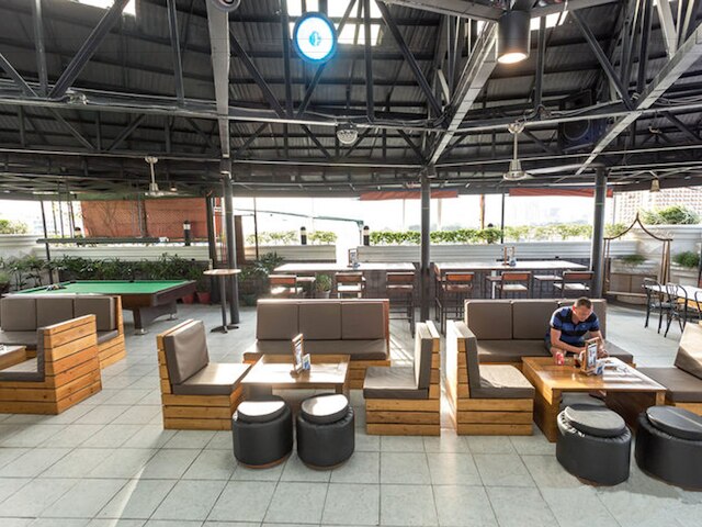 アーバン トラベラーズ ホテル