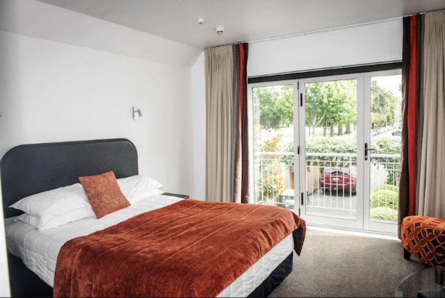 ザ グランジ ブティック B & B