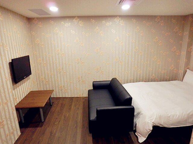 エブリデイ ホット スプリング ホテル (毎日温泉旅店)