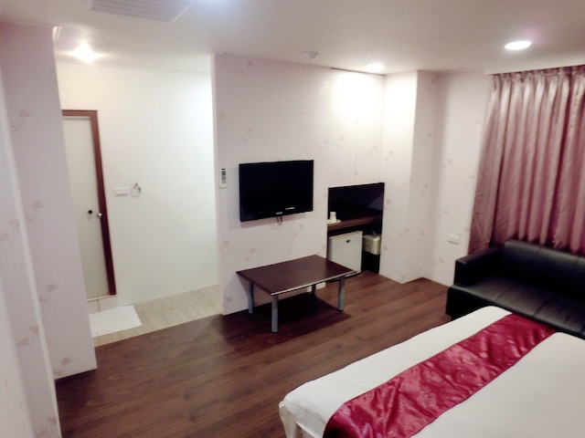 エブリデイ ホット スプリング ホテル (毎日温泉旅店)