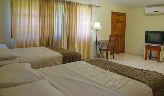 ホテル フォンタナ