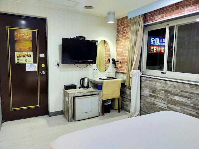 ビン シティ ホテル (賓城大飯店)