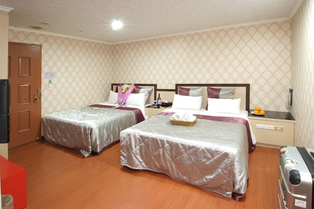 レフト バンク ホテル (左岸假期旅店)