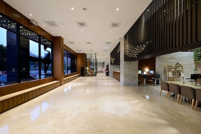 アエリス インターナショナル ホテル (愛麗絲國際大飯店)