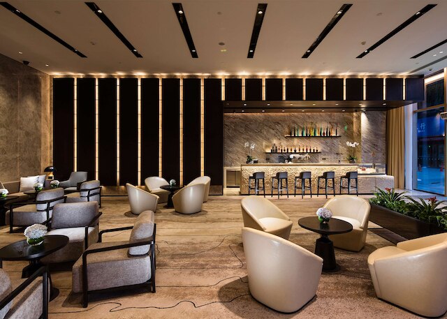 ダブルツリー バイ ヒルトン ホテル重慶南岸 (重庆嘉发希尔顿逸林酒店)