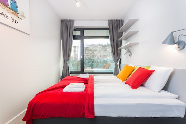 マーケット スクエアとユダヤ人居住区の間のインポイント セントラム アパートメンツ