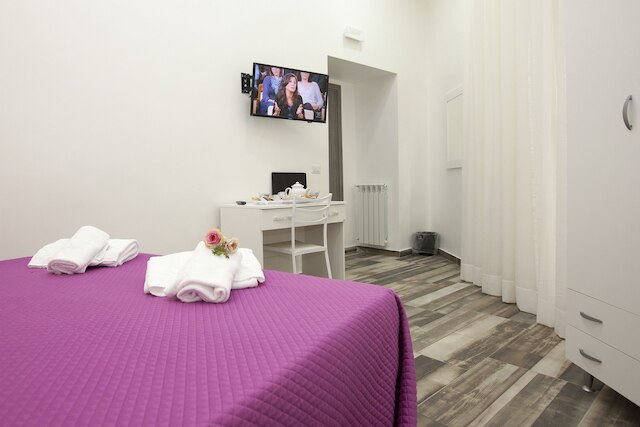 ナポリ ガリバルディ ラグジュアリー