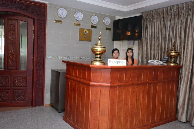 ジャスミン ホテル