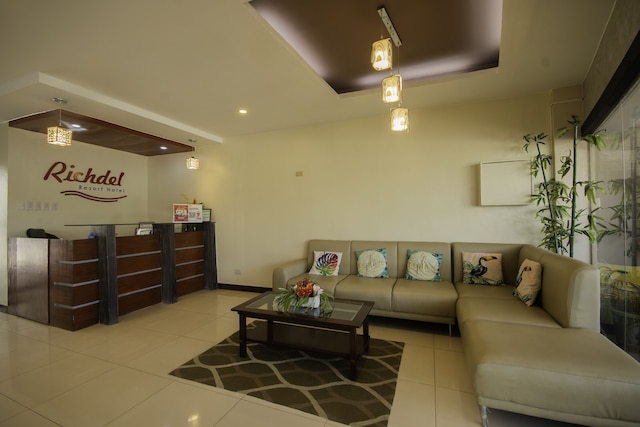 OYO 725 リッチデル リゾート ホテル