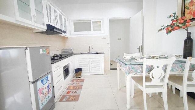 クイーンセントラルアパートメントホテル