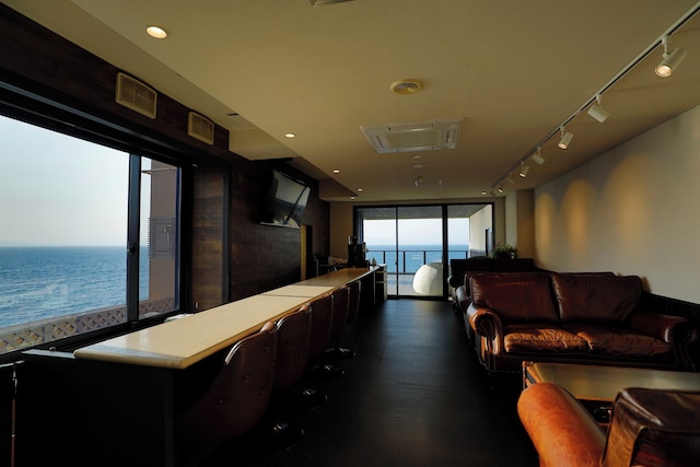 海のほてる いさば