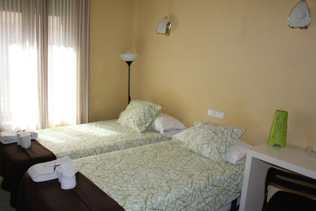 ホスタル ロフェル