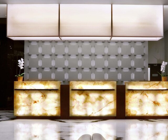 アストン パスツール