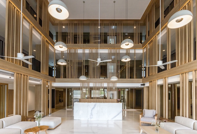 ミー ホテル スリナカリン