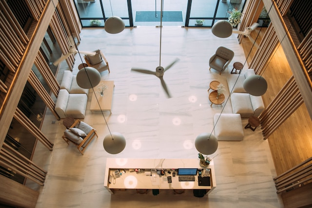 ミー ホテル スリナカリン