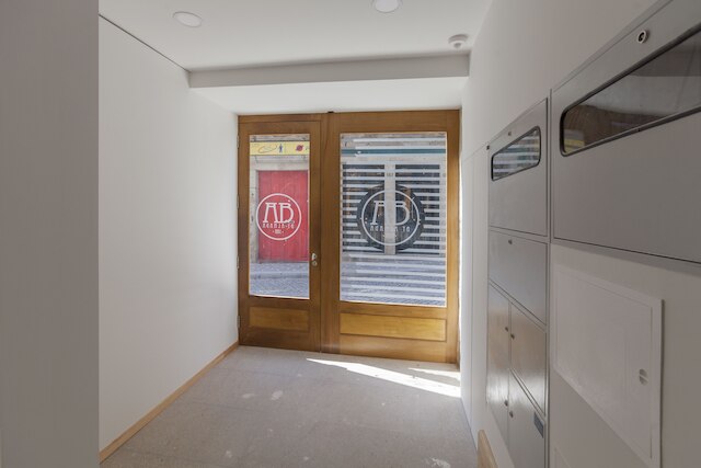 オポルト ローカル スタジオズ