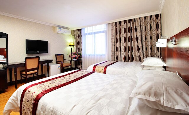 広東ホテル (广东大酒店)