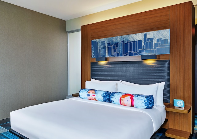 アロフト リヤド