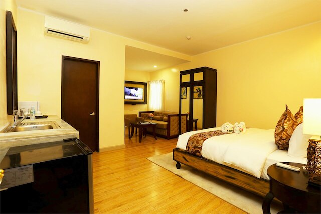 パーム グラス ホテル