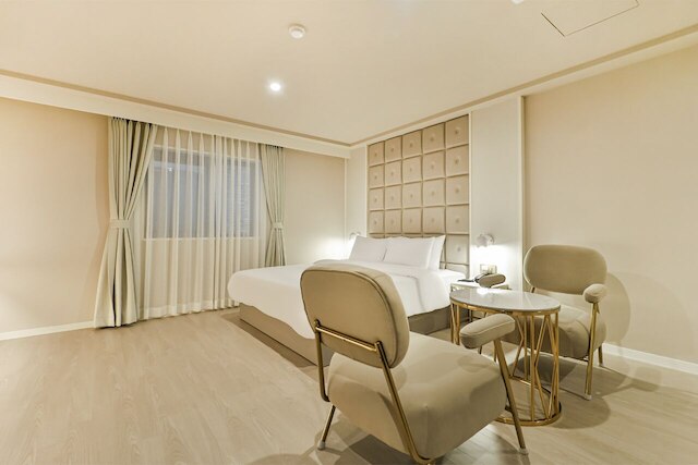 グランディスホテル