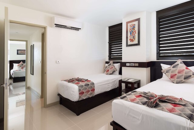 ラマダ スイーツ バイ ウィンダム ワイロアロア ビーチ フィジー