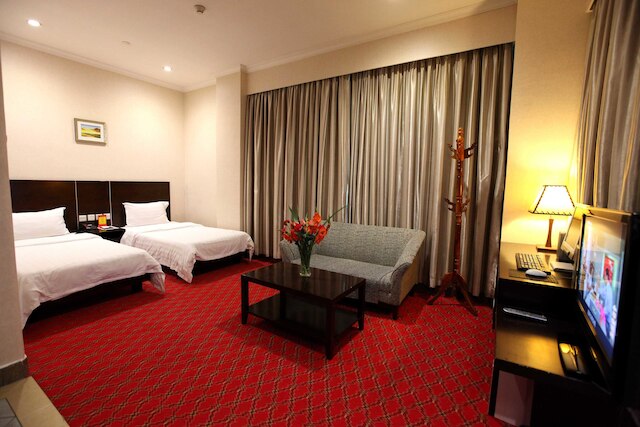 ニュー アジア ホテル (新亚大酒店)