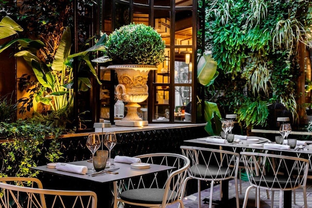 ローマ ルクソス ホテル