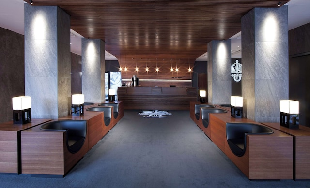 ミー アンド オール オテル デュッセルドルフ, バイ ハイアット