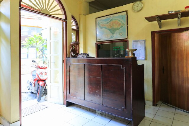 バリ デュタ ウィサタ ビーチ イン