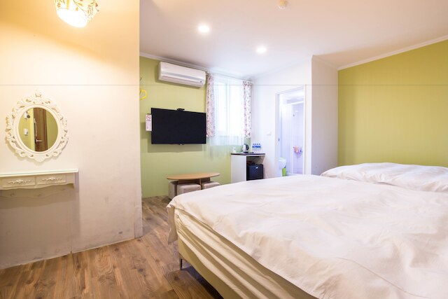 N. キャッスル ホテル (夜市橙堡渡假旅館)