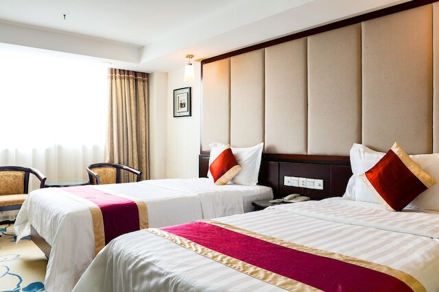 ニュー ワールド ホテル