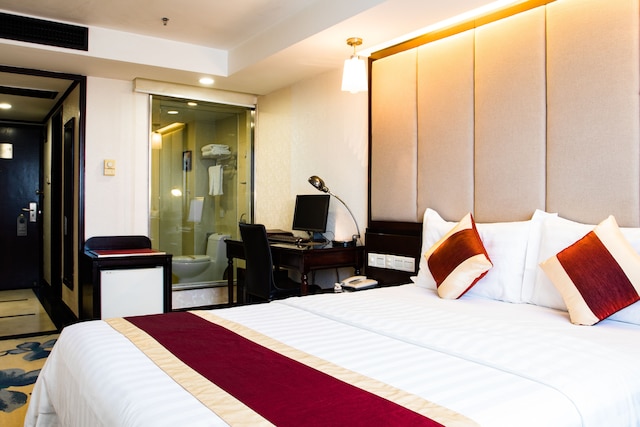 ニュー ワールド ホテル