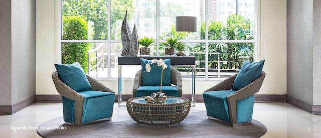 ホームバウンド アット シー レジデンシーズ サービスド アパートメンツ