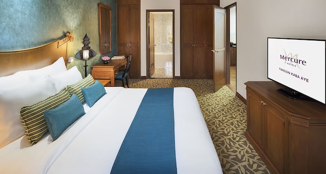 メルキュール ヤンゴン カバ エー