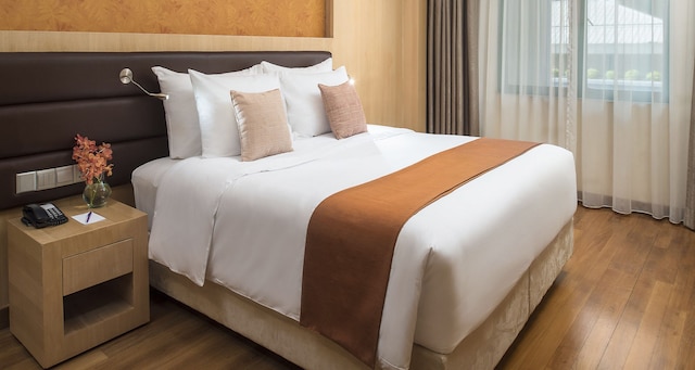 メルキュール ヤンゴン カバ エー