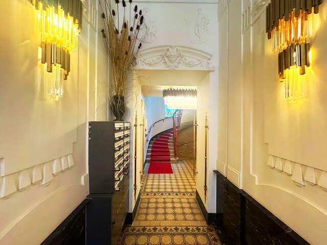 セブンス ヘブン ヴィエナ センター アパートメンツ