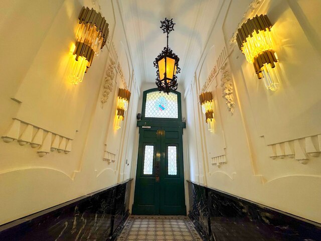 セブンス ヘブン ヴィエナ センター アパートメンツ